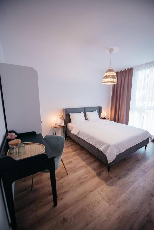 Nuez Apartments Dumbravita  Dış mekan fotoğraf