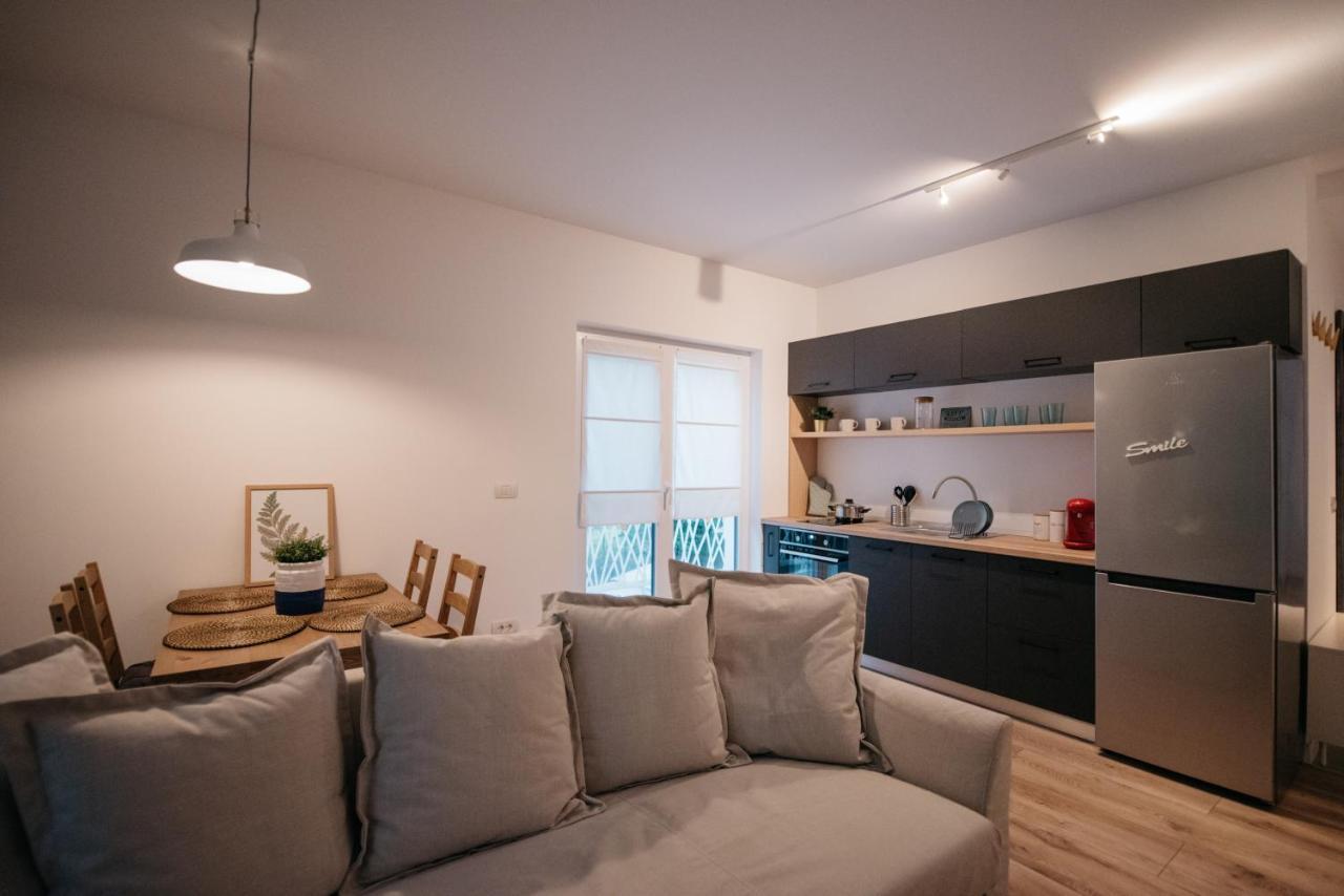 Nuez Apartments Dumbravita  Dış mekan fotoğraf