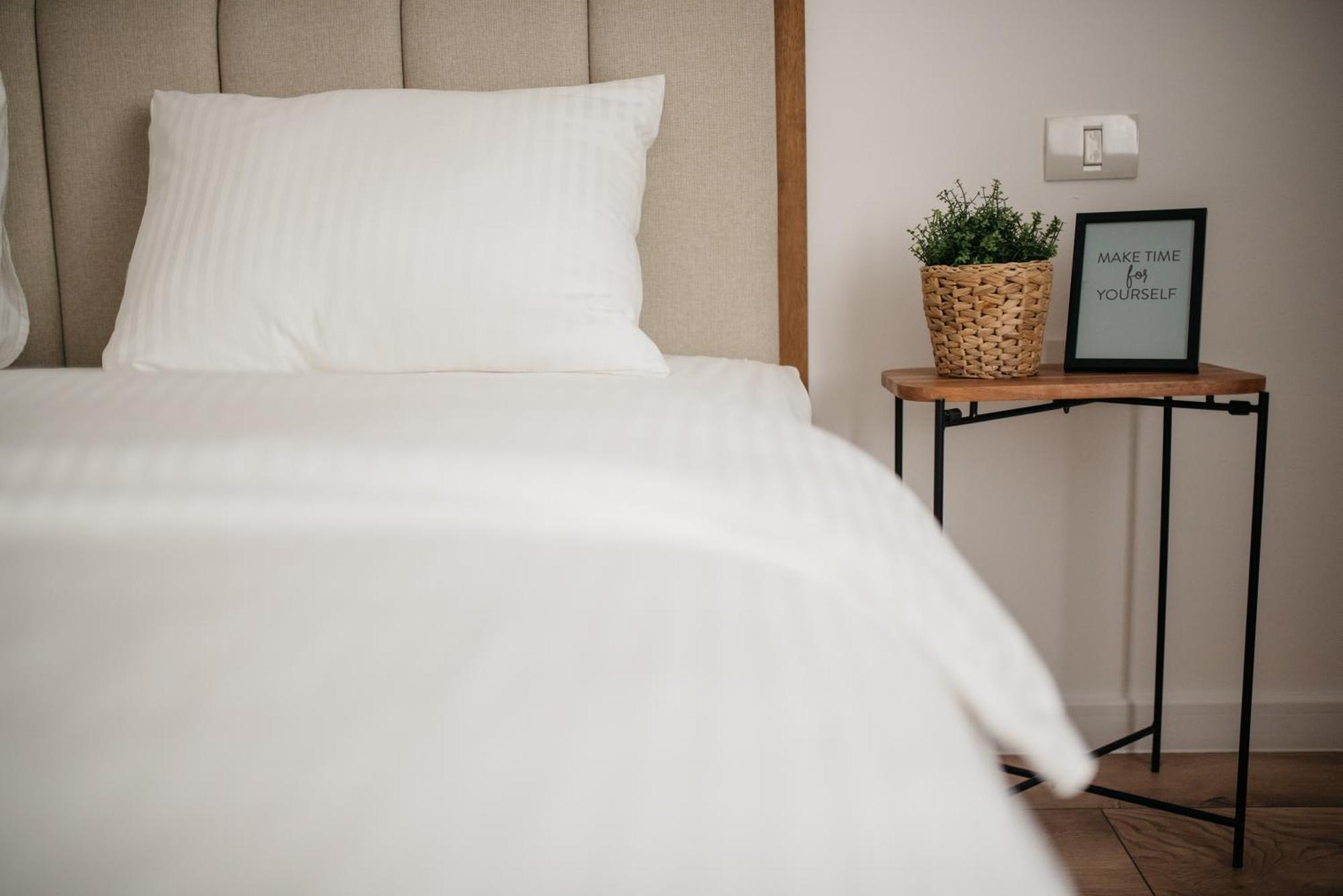 Nuez Apartments Dumbravita  Dış mekan fotoğraf